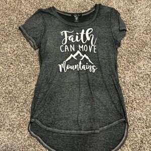 Faith can move mountains T-shirt